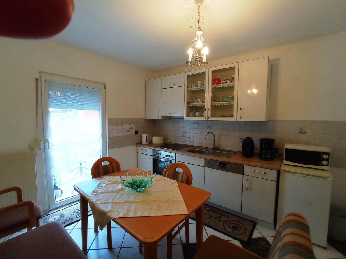 Monteur-, Ferienwohnung Mit Balkon In Hanau Bei Frankfurt Und Aschaffenburg Buitenkant foto