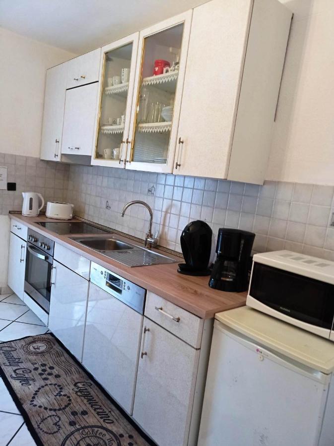 Monteur-, Ferienwohnung Mit Balkon In Hanau Bei Frankfurt Und Aschaffenburg Buitenkant foto