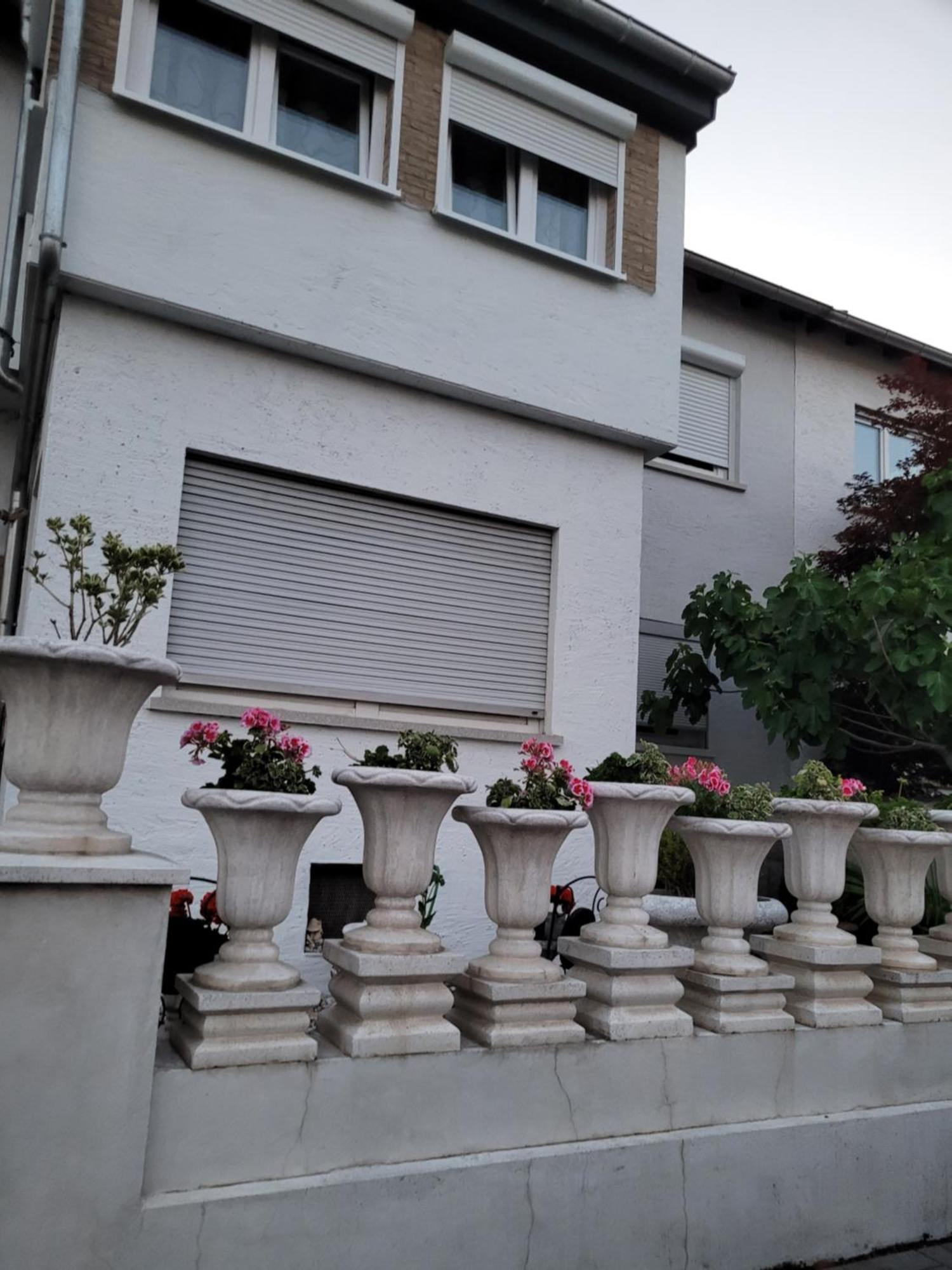 Monteur-, Ferienwohnung Mit Balkon In Hanau Bei Frankfurt Und Aschaffenburg Buitenkant foto